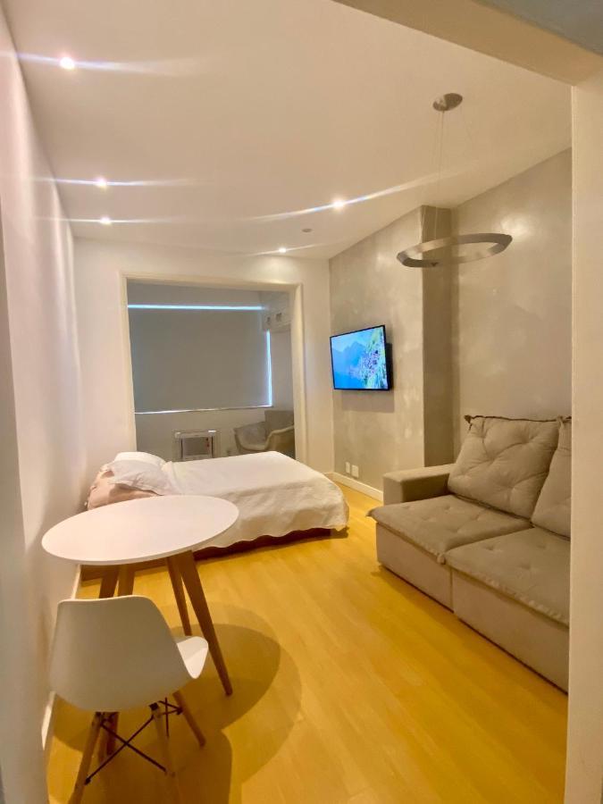 Apartamento Encantador Leme - Predio Na Orla Ріо-де-Жанейро Екстер'єр фото